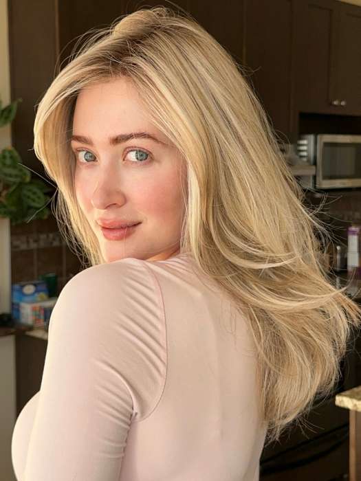 Beverly Hills | Synthetic Lace Front Wig (Mono Part)